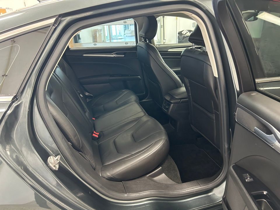 Ford Fusion 2015 - Image 14