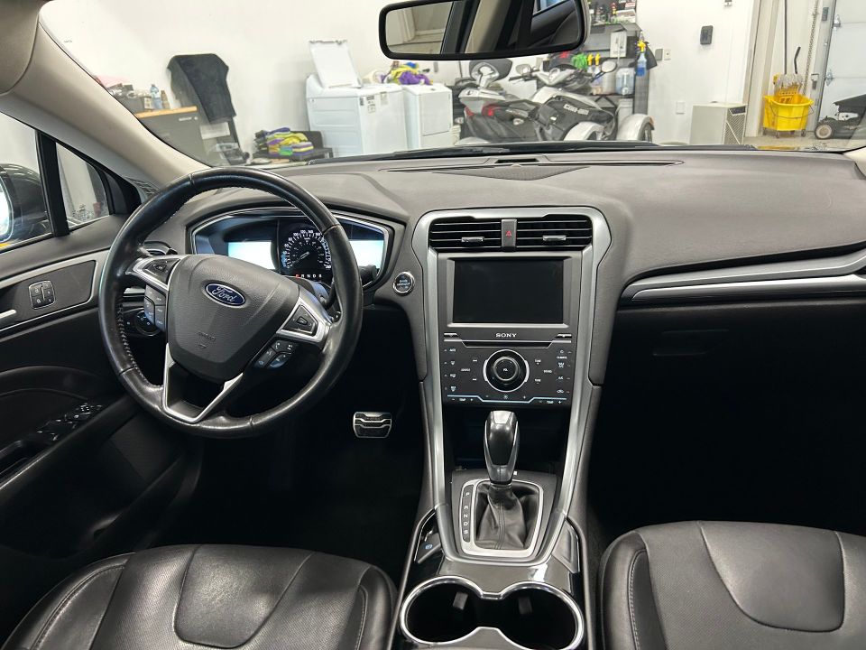 Ford Fusion 2015 - Image 15