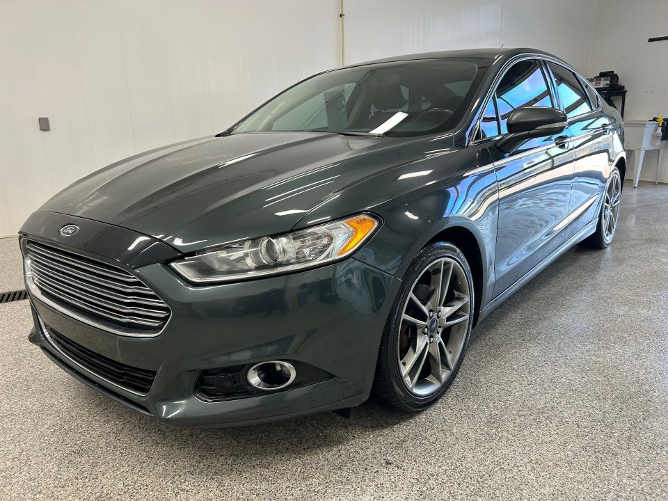 Ford Fusion 2015 - Image 1