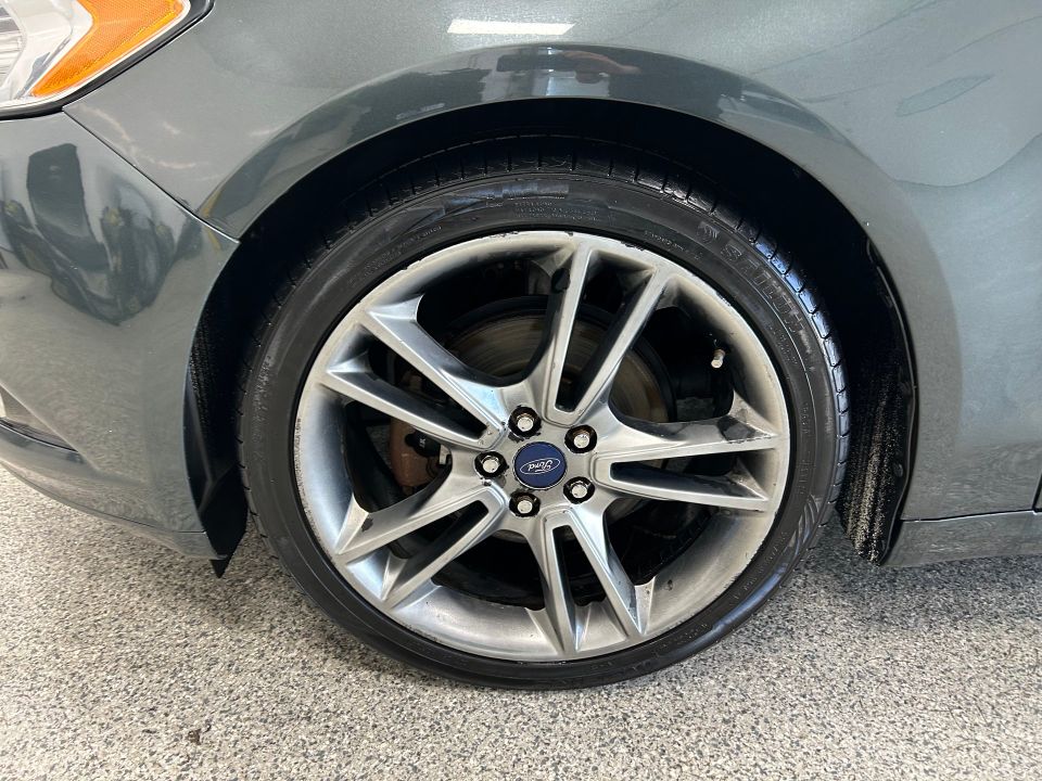 Ford Fusion 2015 - Image 2