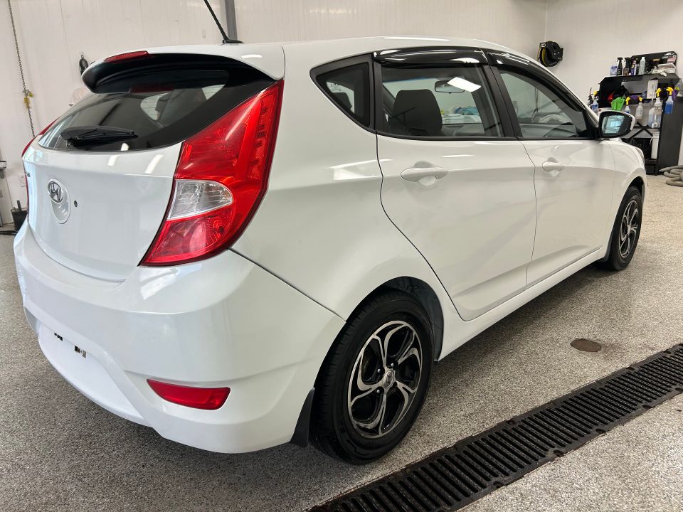 Hyundai Accent 2016 - Image 6