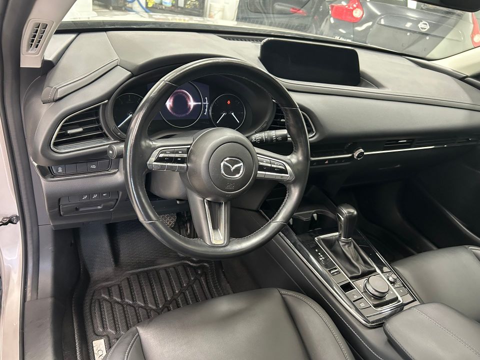 Mazda CX-30 2022 - Image 10