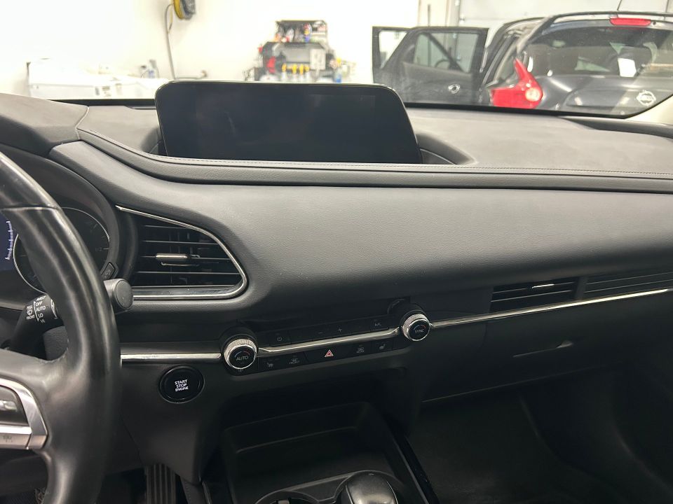 Mazda CX-30 2022 - Image 11