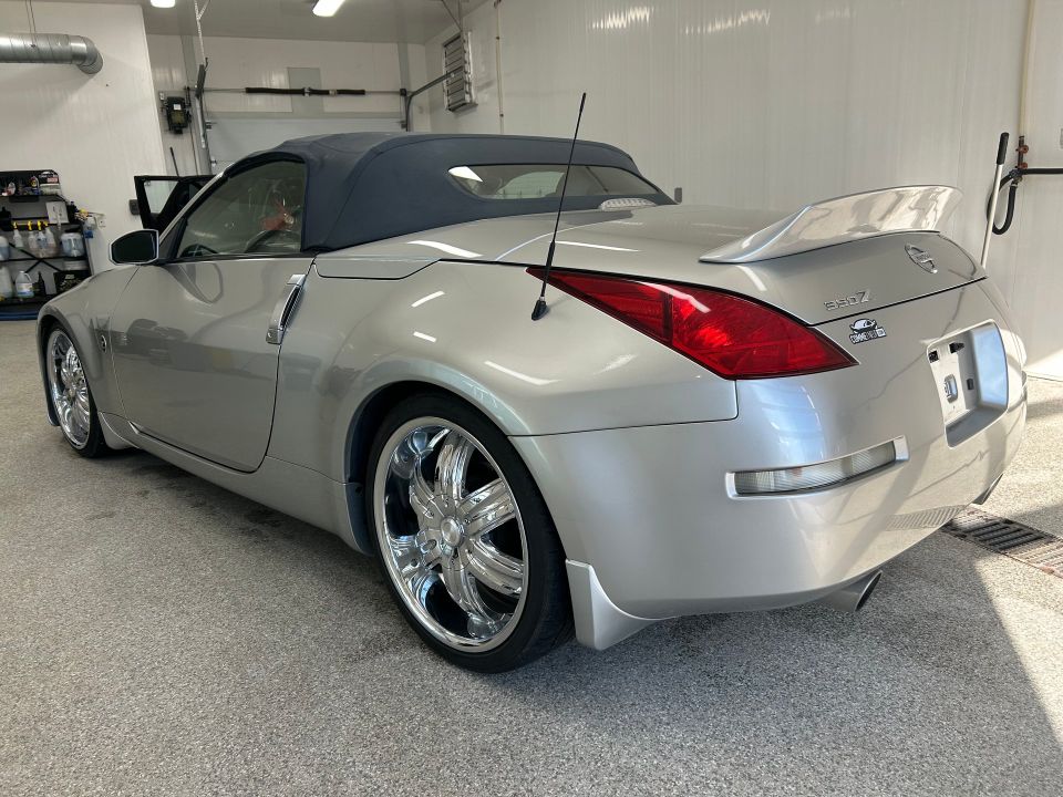 Nissan 350Z 2004 - Image 3
