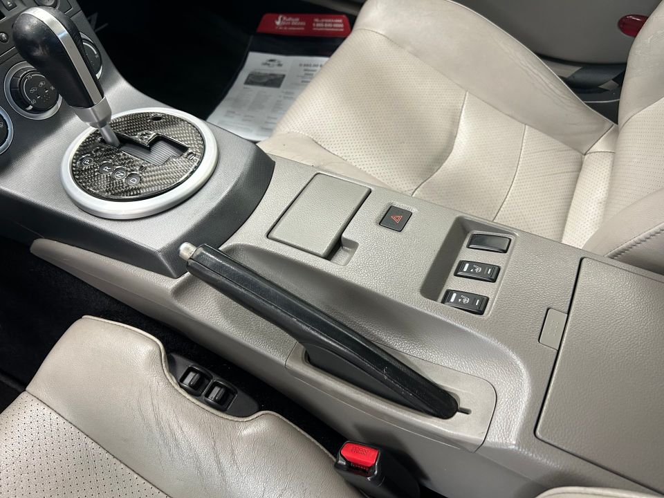 Nissan 350Z 2004 - Image 12