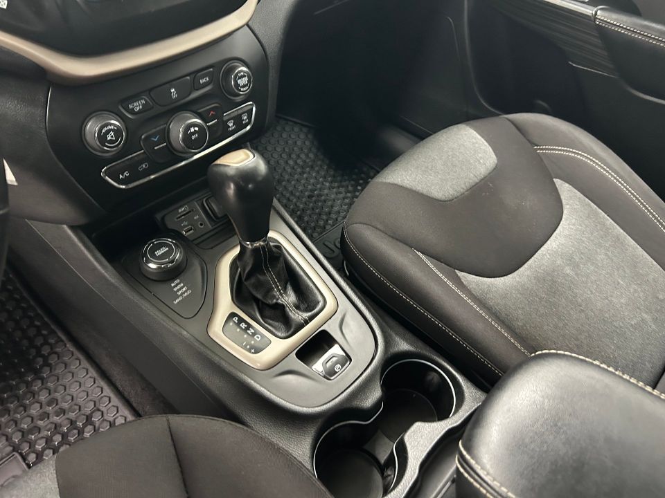 Jeep Cherokee 2014 - Image 12
