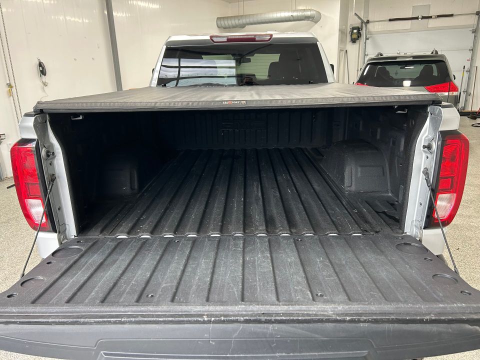 GMC Sierra 1500 2020 - Image 16