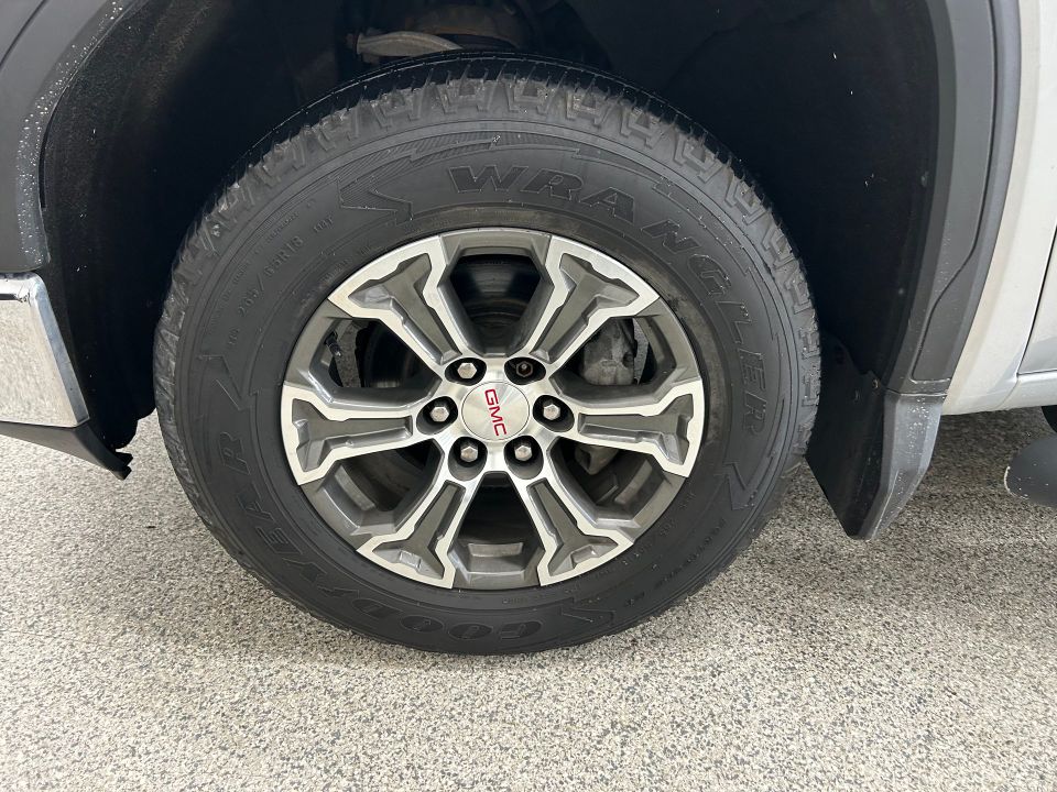 GMC Sierra 1500 2020 - Image 2