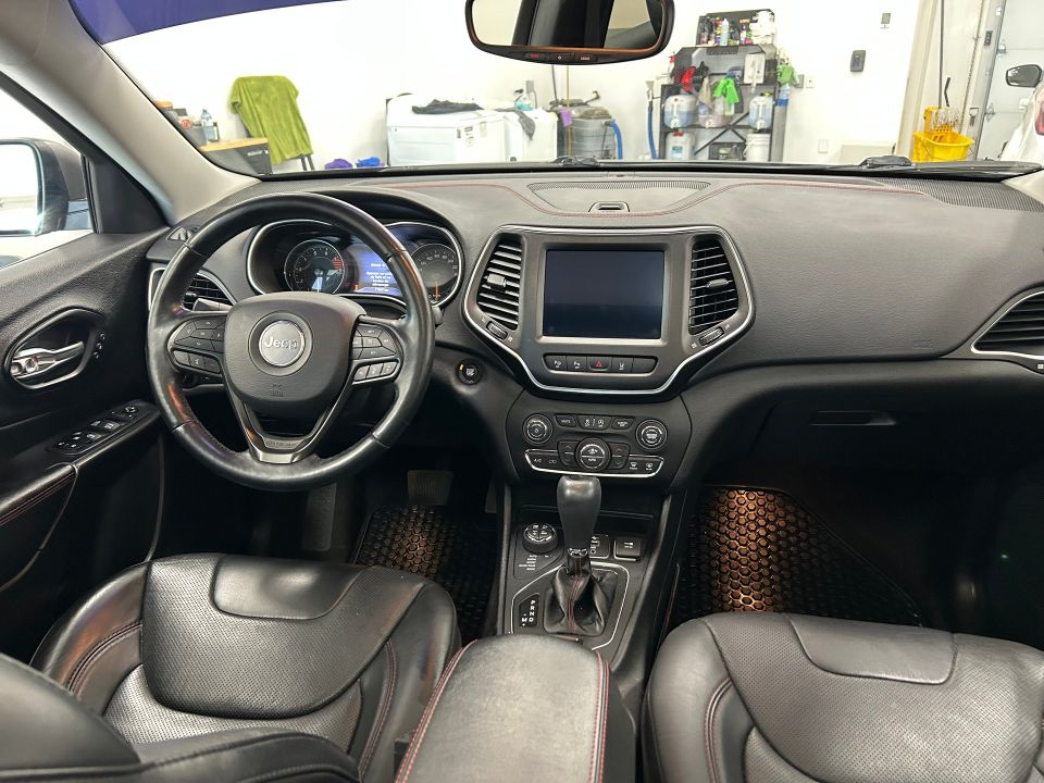 Jeep Cherokee 2021 - Image 17