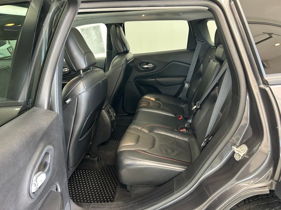 Jeep Cherokee 2021 - Image 14