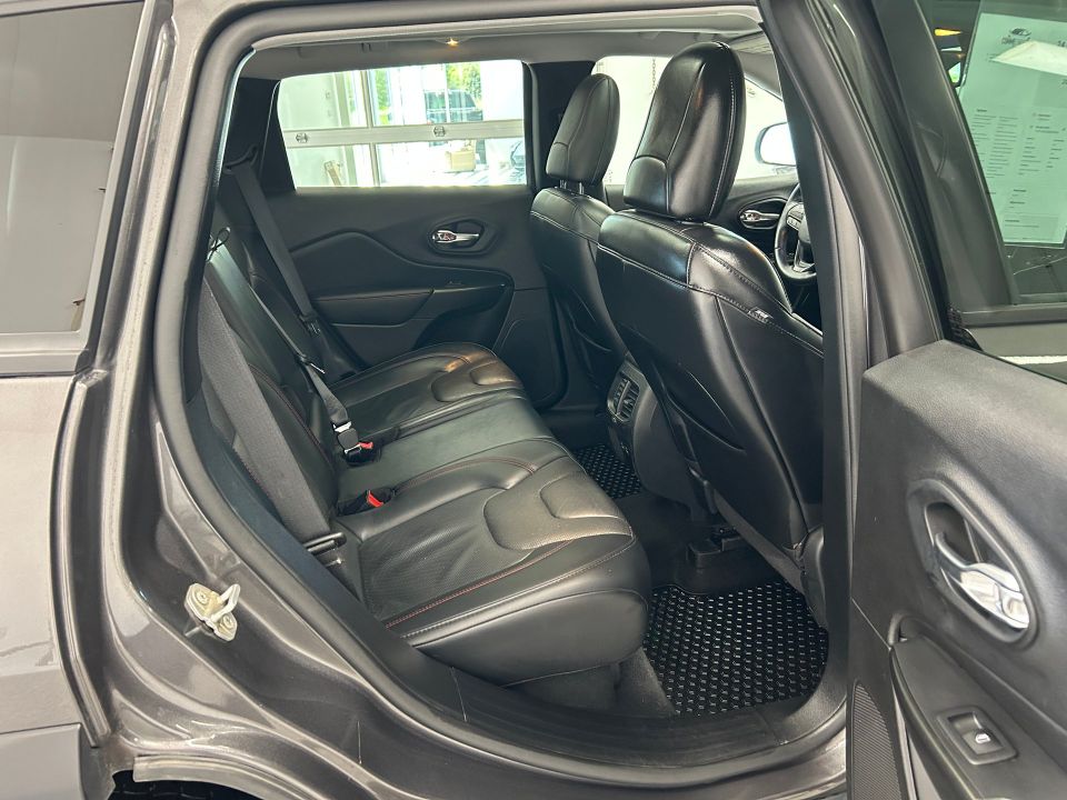 Jeep Cherokee 2021 - Image 16