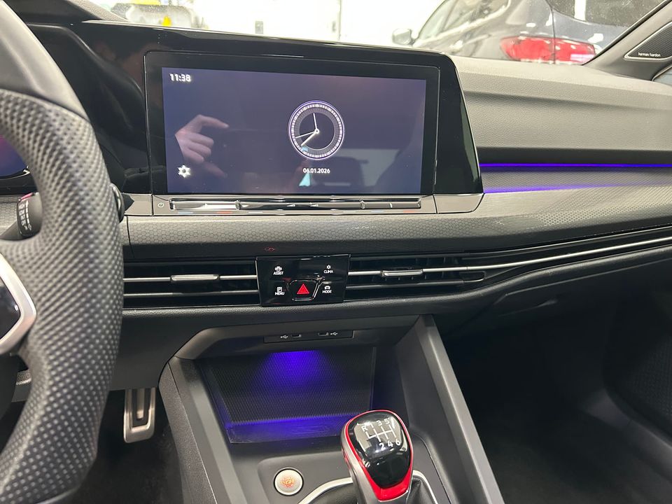 Volkswagen Golf GTI 2022 - Image 12