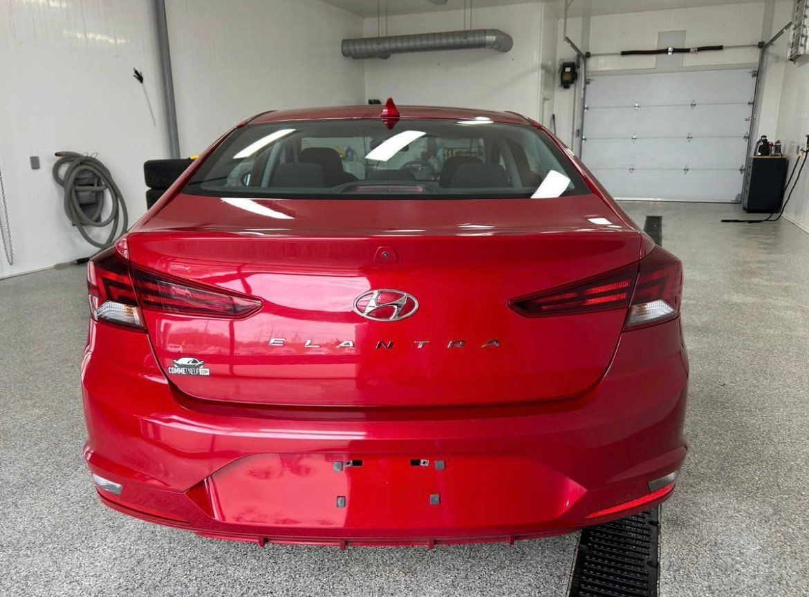 Hyundai Elantra 2019 - Thumbnail 5