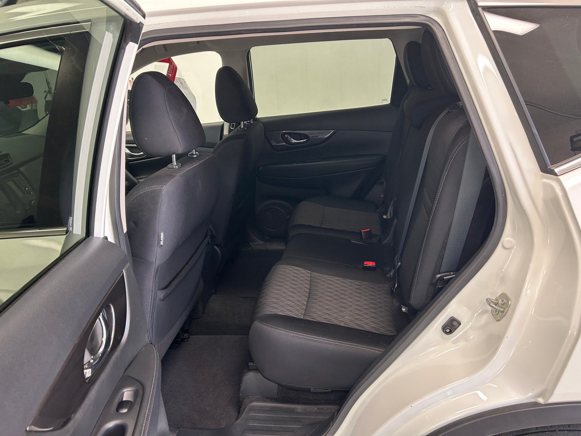 Nissan Rogue 2019 - Thumbnail 9