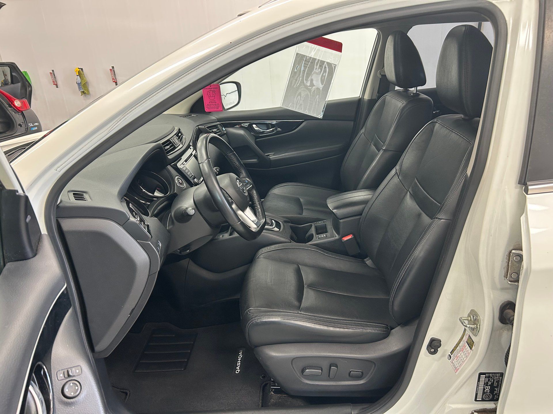 Nissan Qashqai 2019 - Thumbnail 9