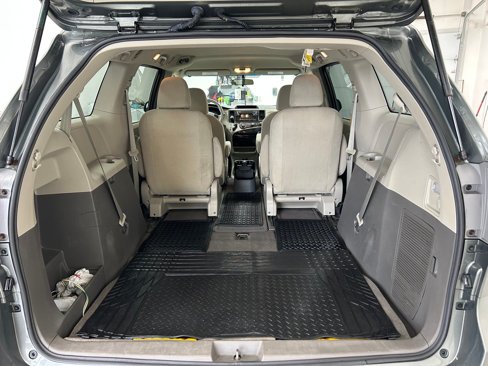 Toyota Sienna 2013 - Thumbnail 14