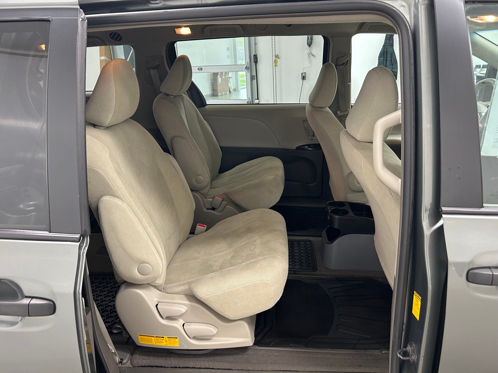 Toyota Sienna 2013 - Thumbnail 15
