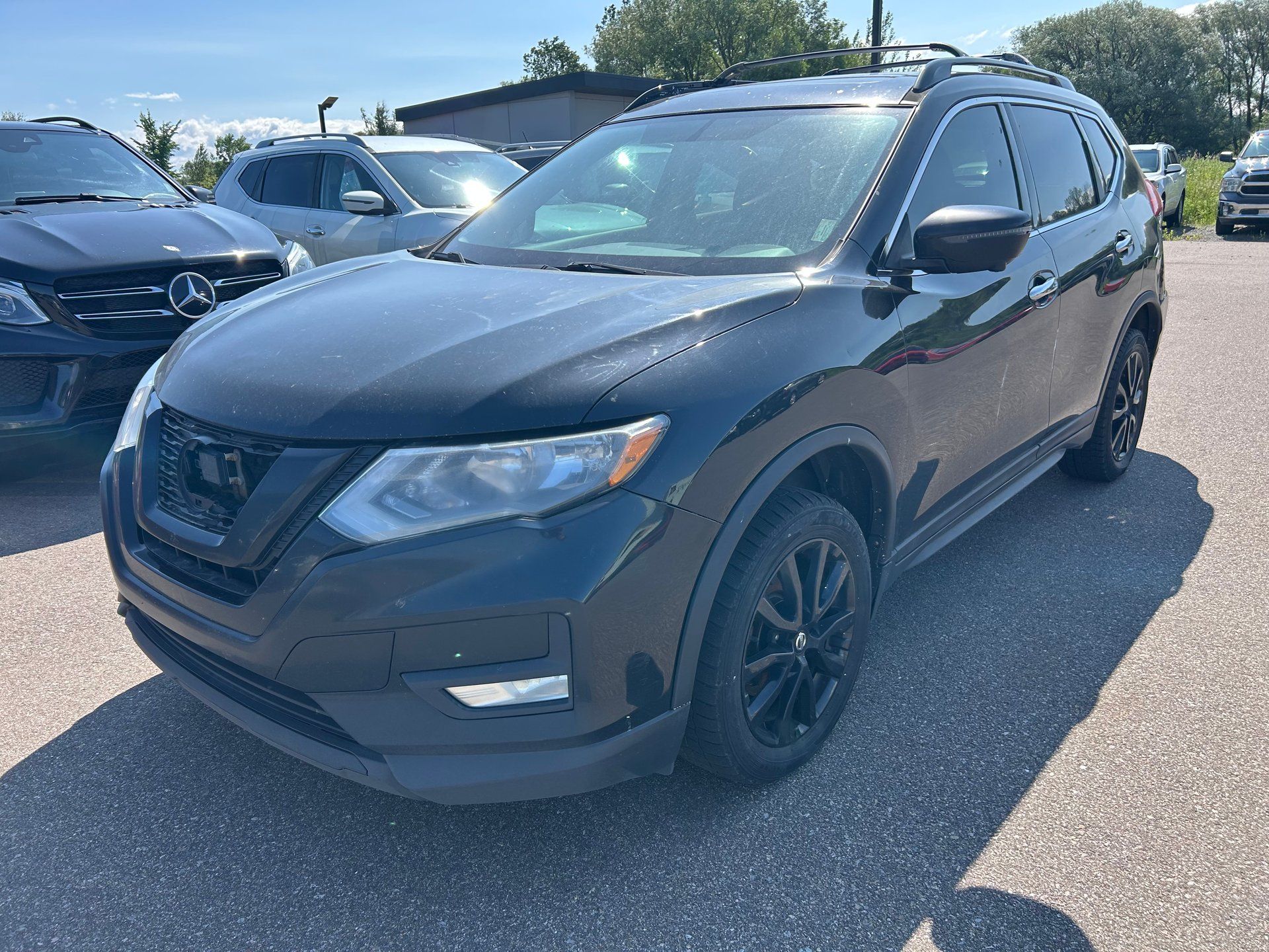 Nissan Rogue 2018 - Thumbnail 1