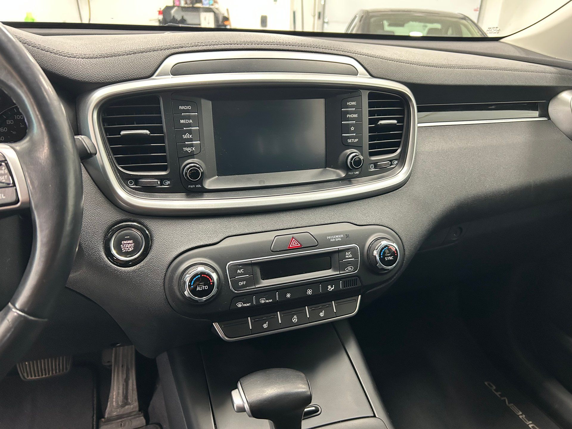 Kia Sorento 2020 - Thumbnail 11