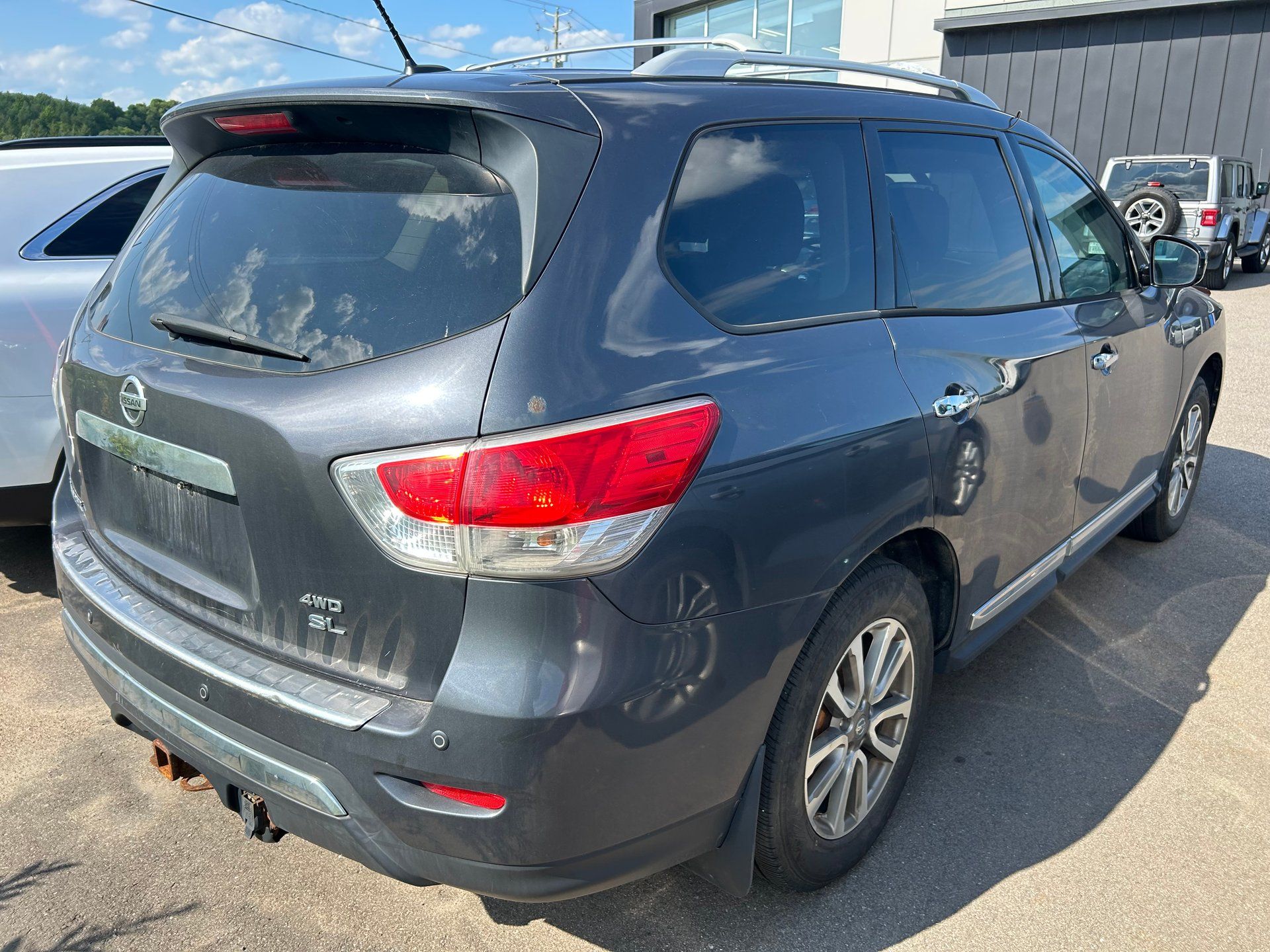 Nissan Pathfinder 2013 - Thumbnail 4