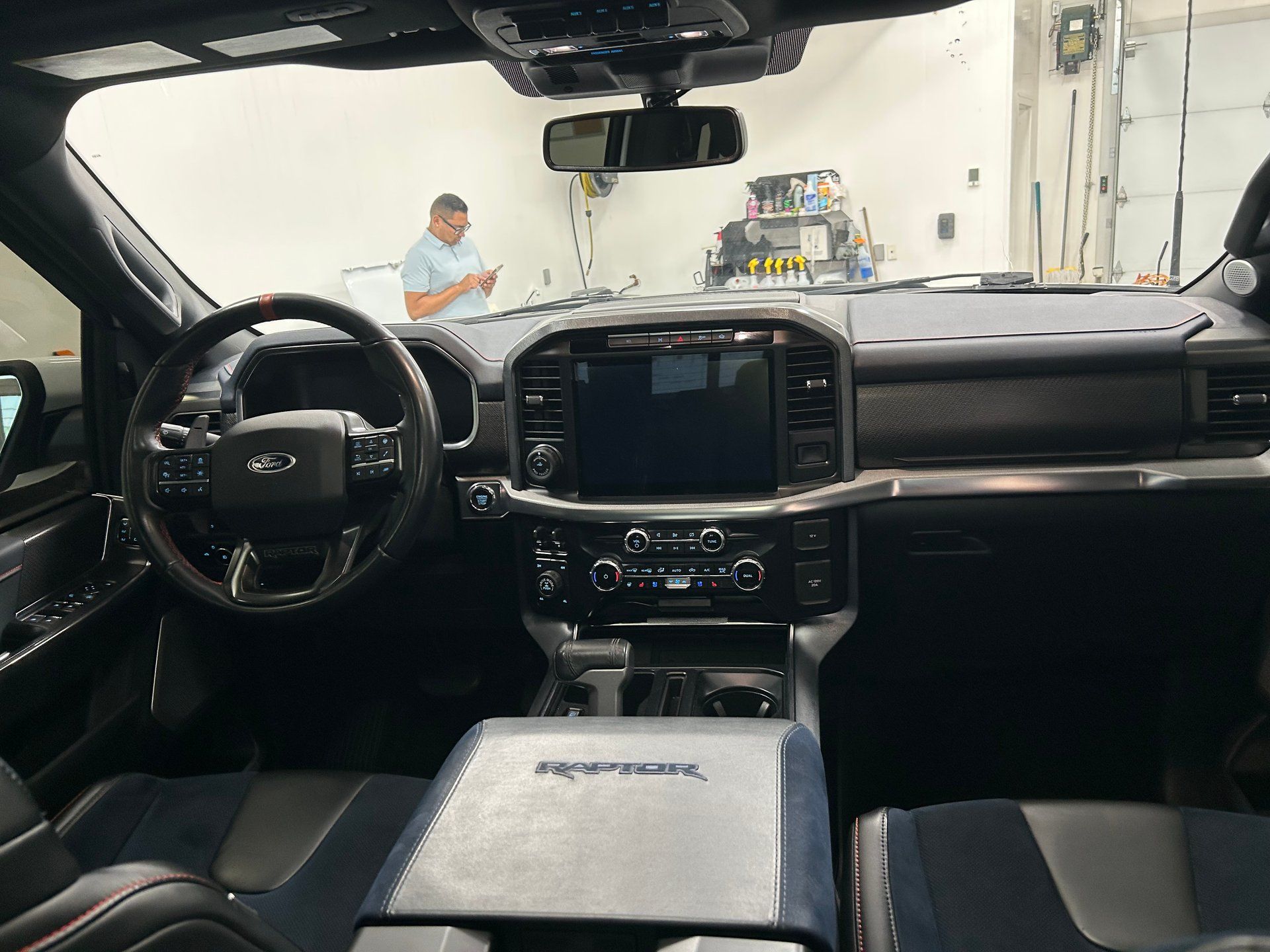 Ford F-150 2023 - Thumbnail 21