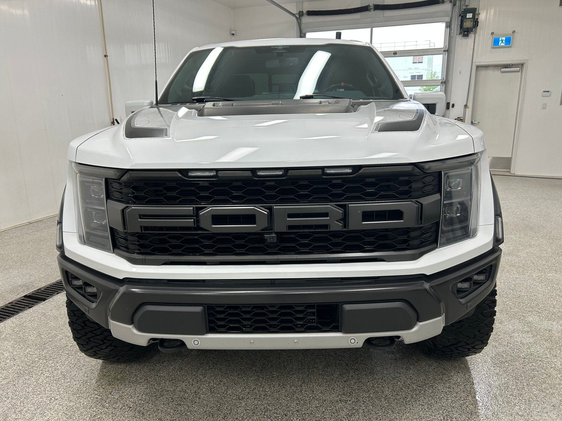 Ford F-150 2023 - Thumbnail 8