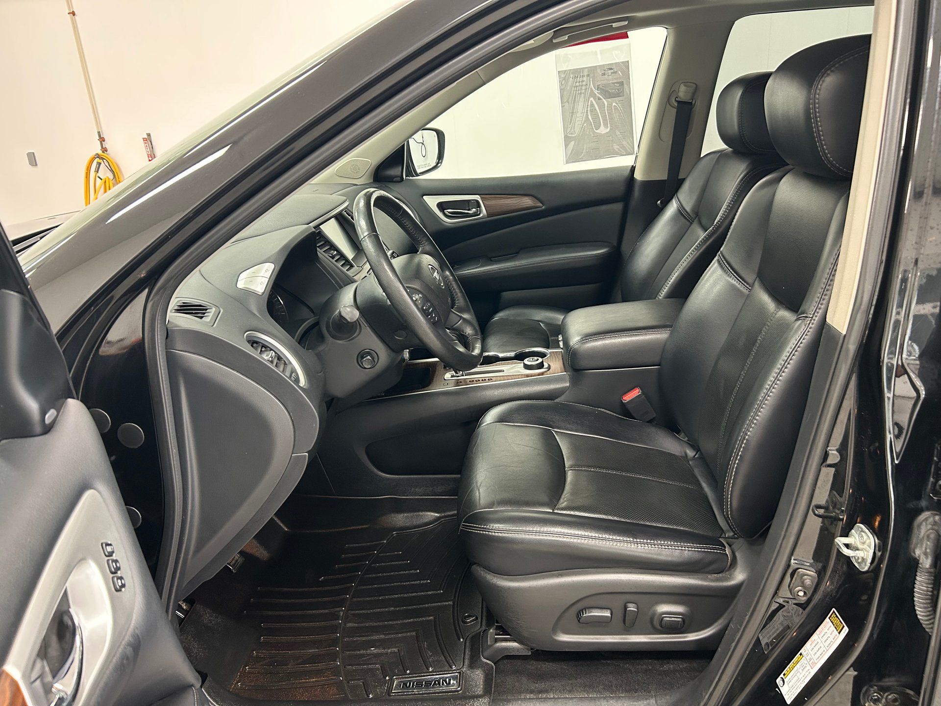 Nissan Pathfinder 2020 - Thumbnail 9
