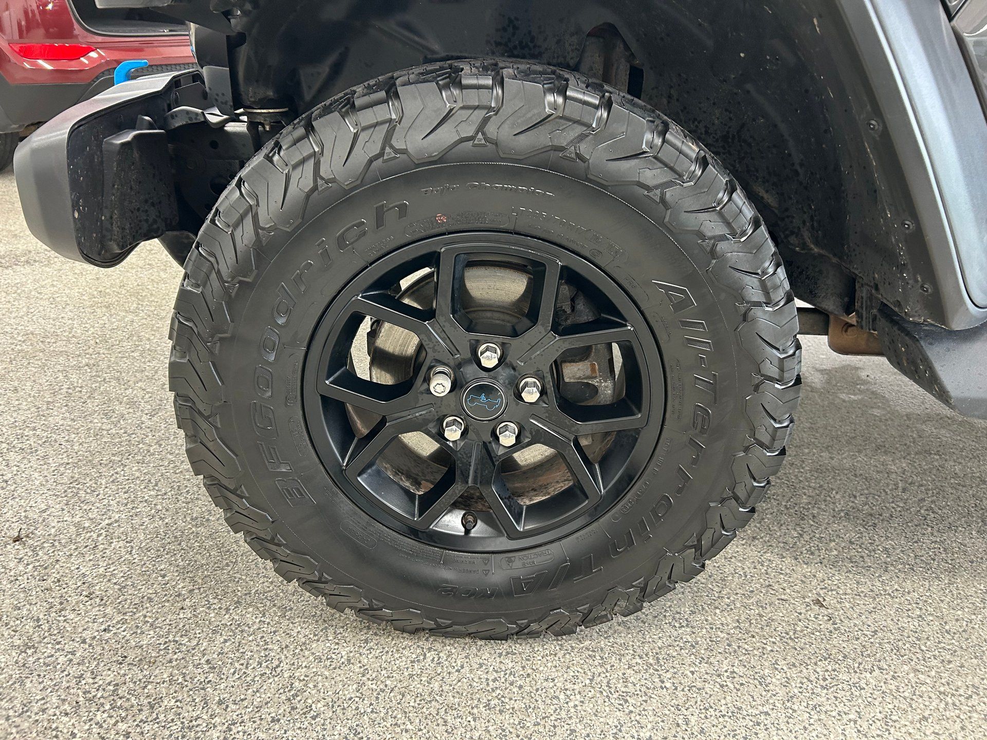 Jeep Wrangler 4xe 2024 - Thumbnail 2