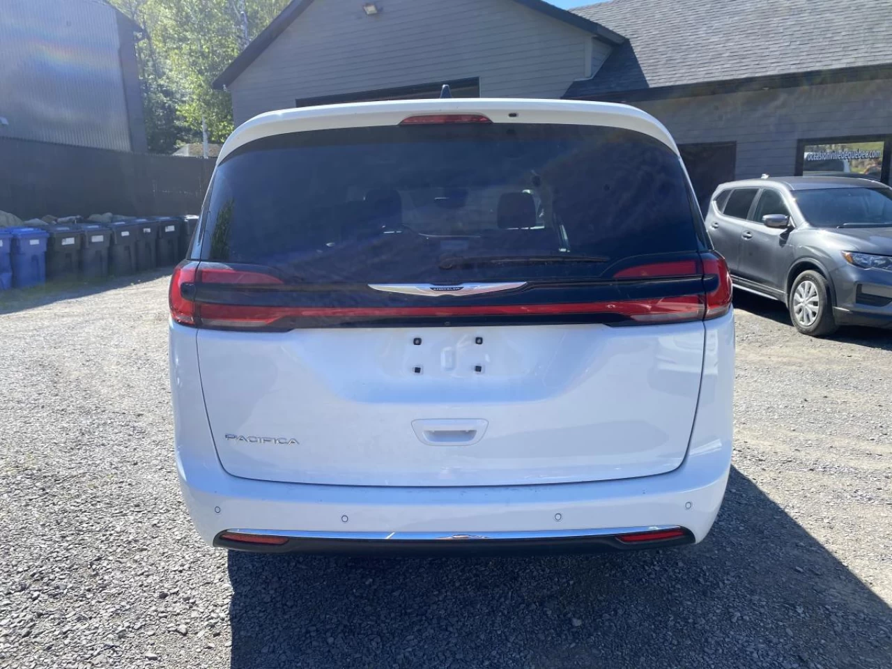 2023 Chrysler Pacifica Touring L FWD Image principale