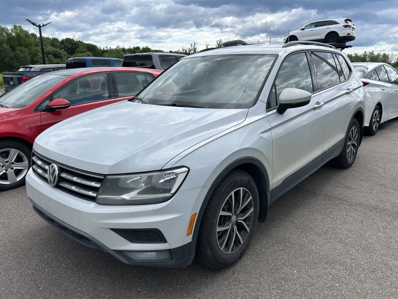 2018 Volkswagen Tiguan Trendline 2.0L Main Image