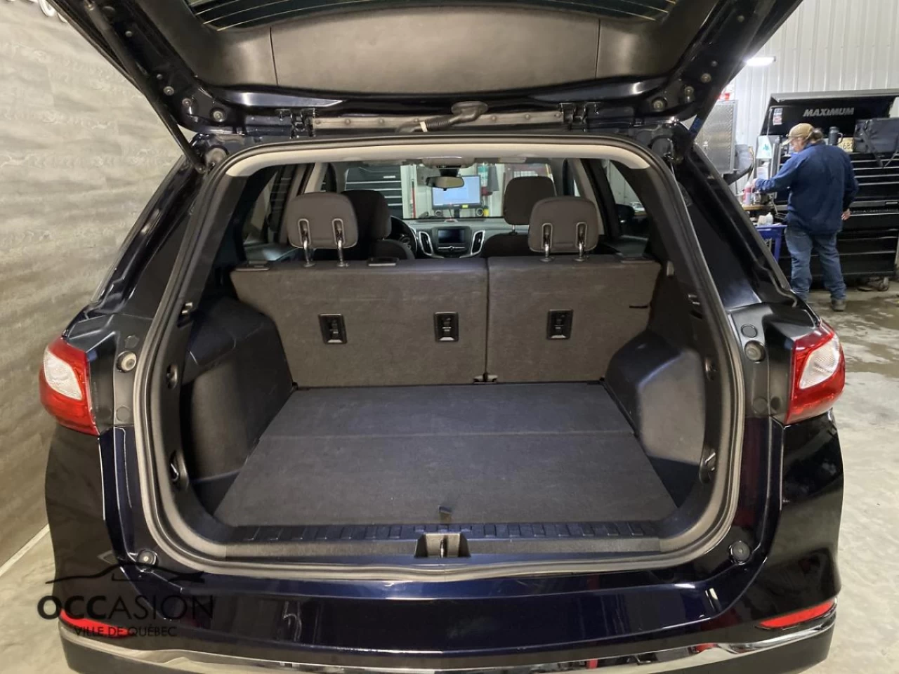 2020 Chevrolet Equinox AWD LT Main Image