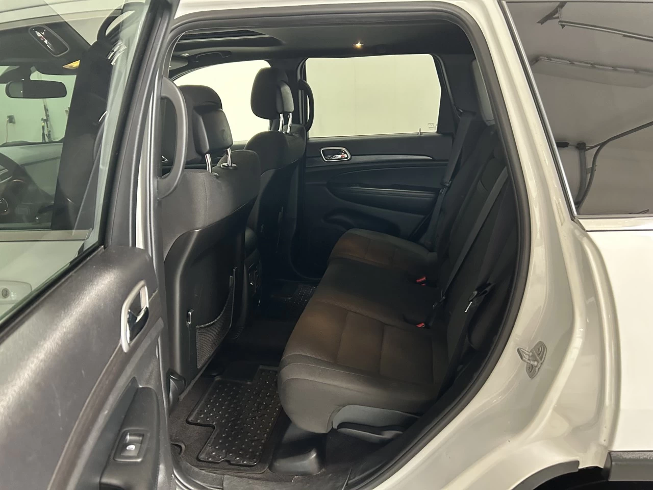 2018 Jeep Grand Cherokee Laredo Image principale