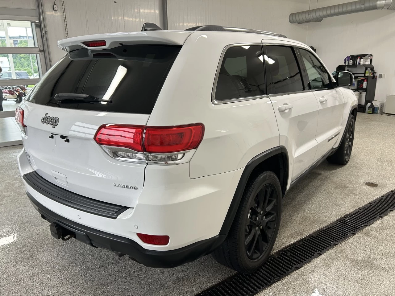 2018 Jeep Grand Cherokee Laredo Image principale