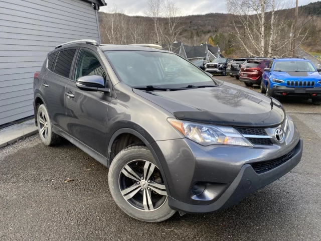 Toyota RAV4 AWD 4dr LE 2015