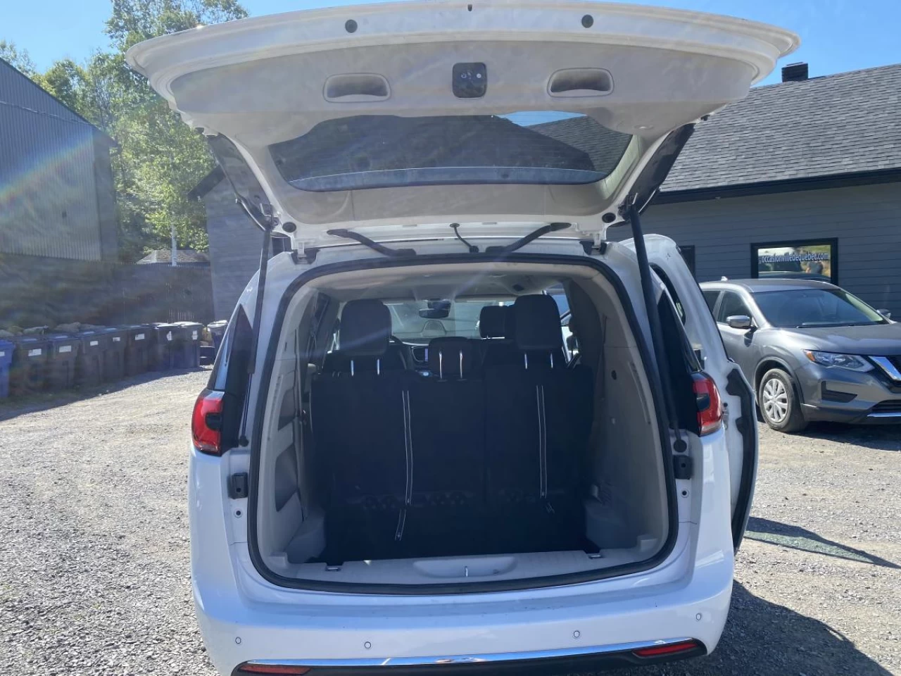 2023 Chrysler Pacifica Touring L FWD Image principale