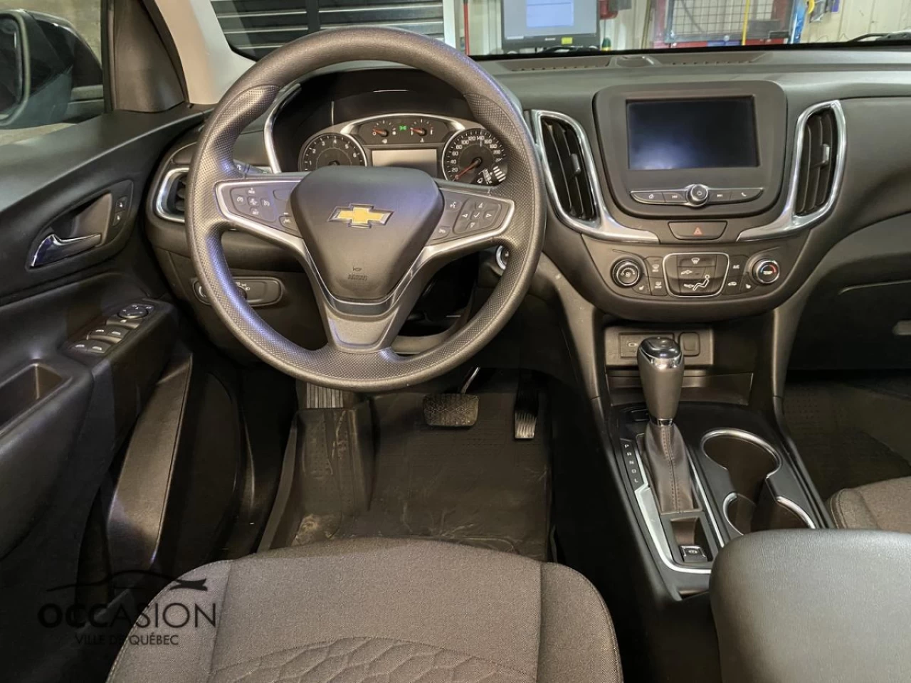 2020 Chevrolet Equinox AWD LT Main Image