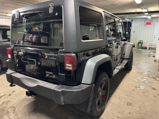 Jeep Wrangler 4WD 4dr Sport 2012