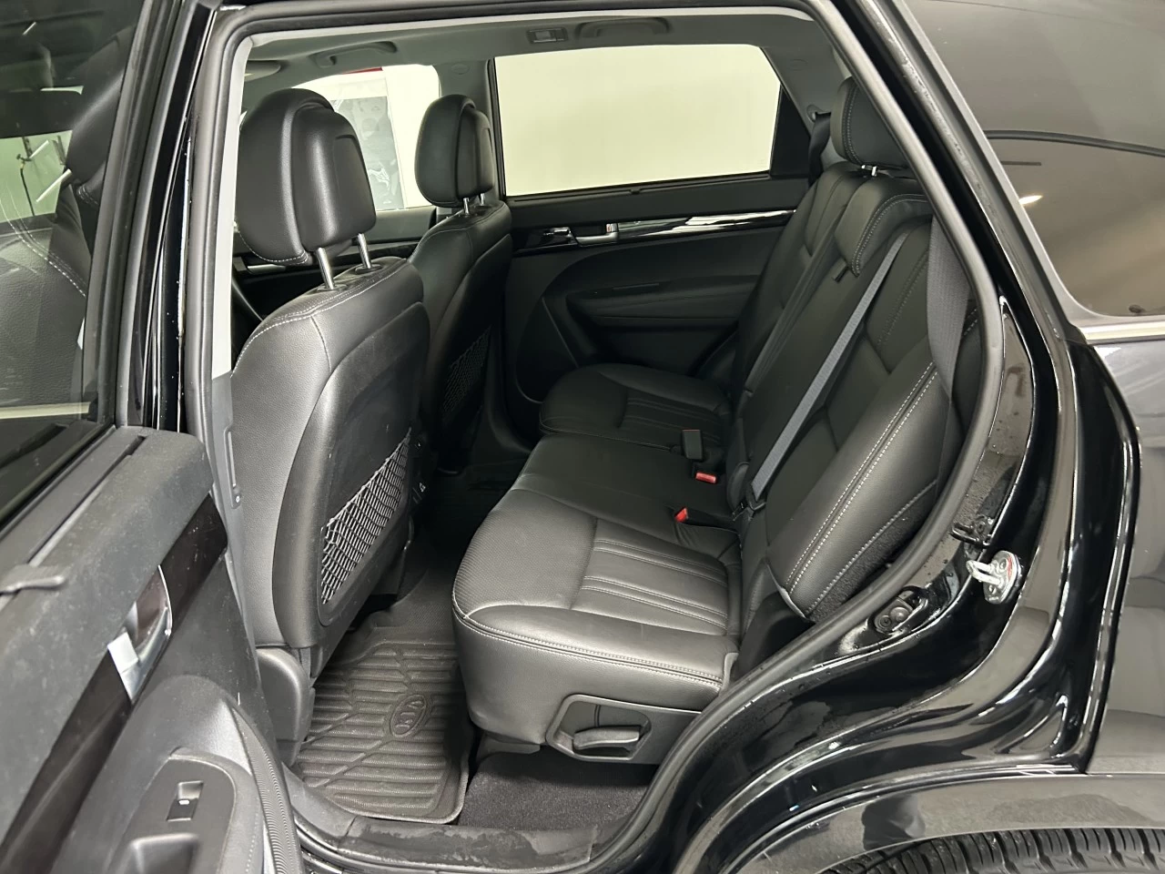 2014 Kia Sorento SX Main Image
