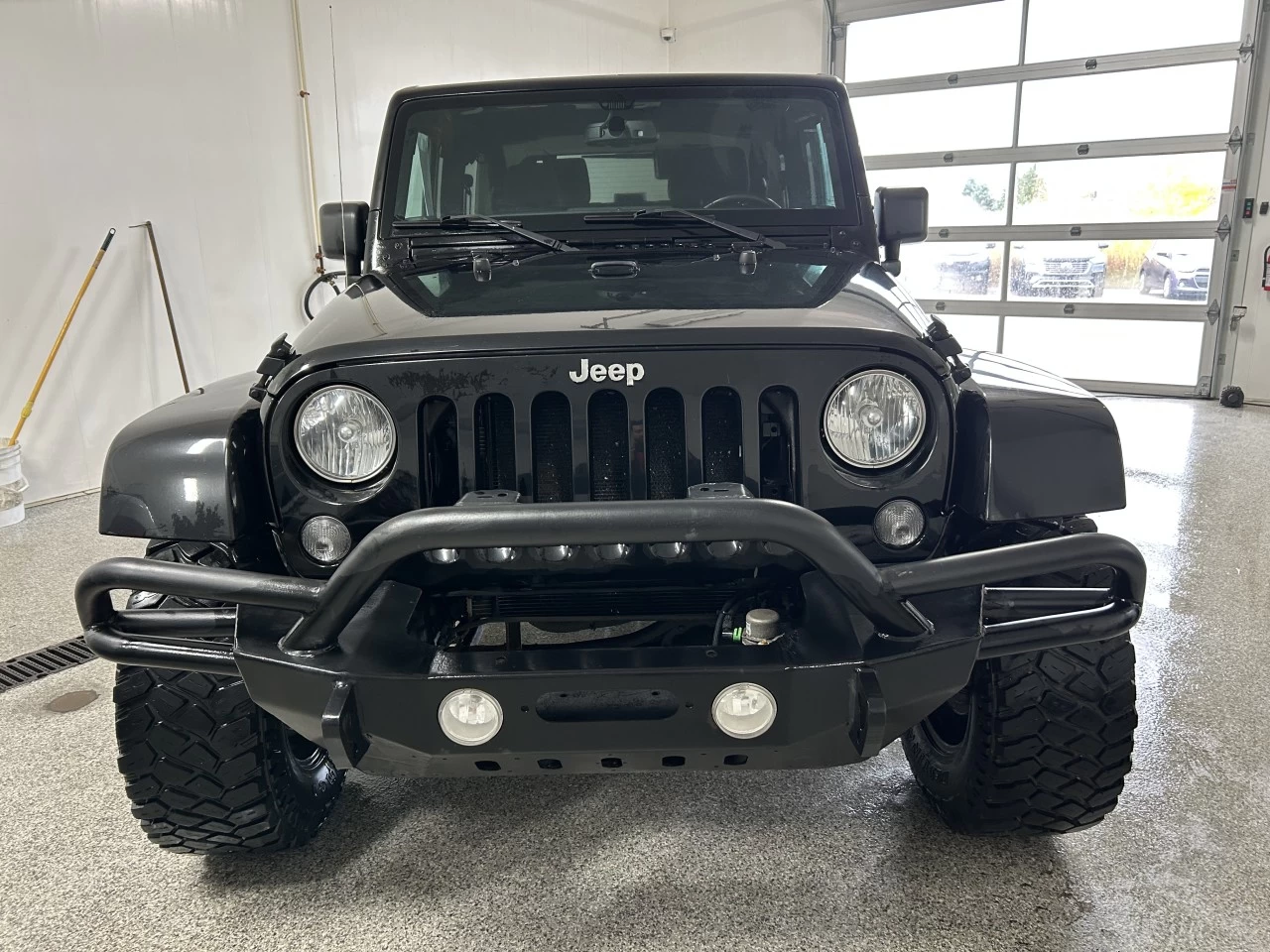 2015 Jeep Wrangler Sahara Image principale