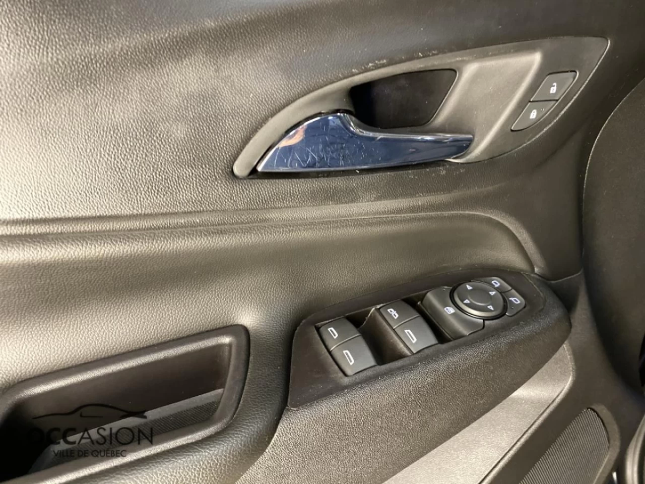 2020 Chevrolet Equinox AWD LT Main Image