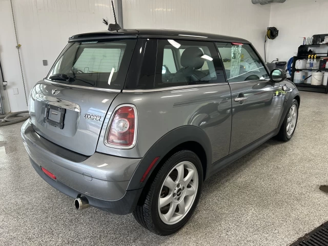 Mini Cooper 2dr Cpe 2010