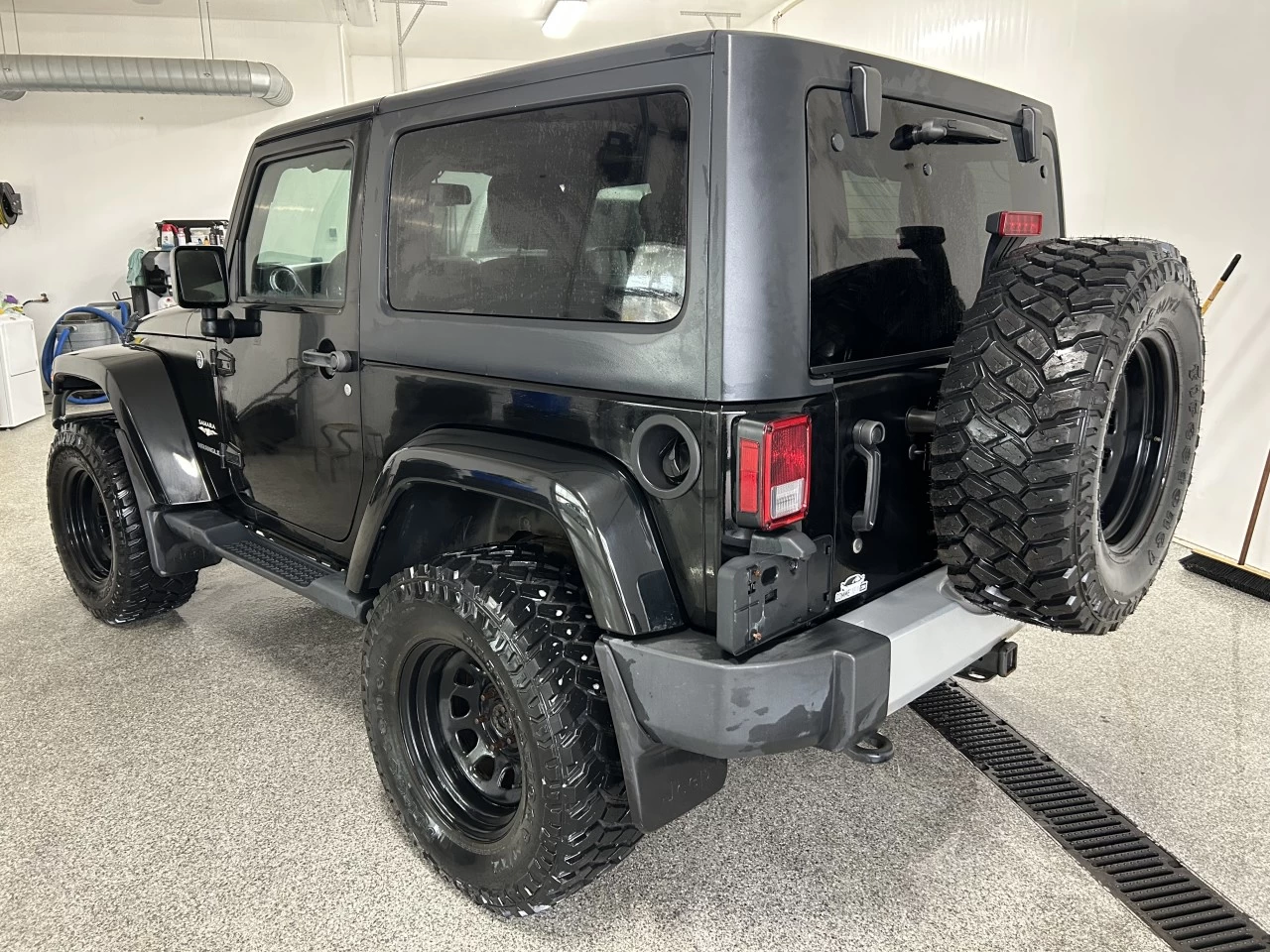 2015 Jeep Wrangler Sahara Image principale
