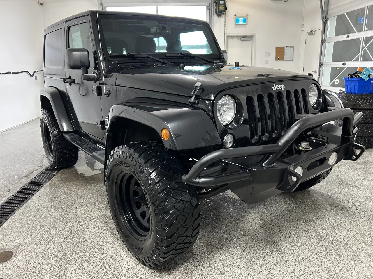 2015 Jeep Wrangler Sahara Image principale