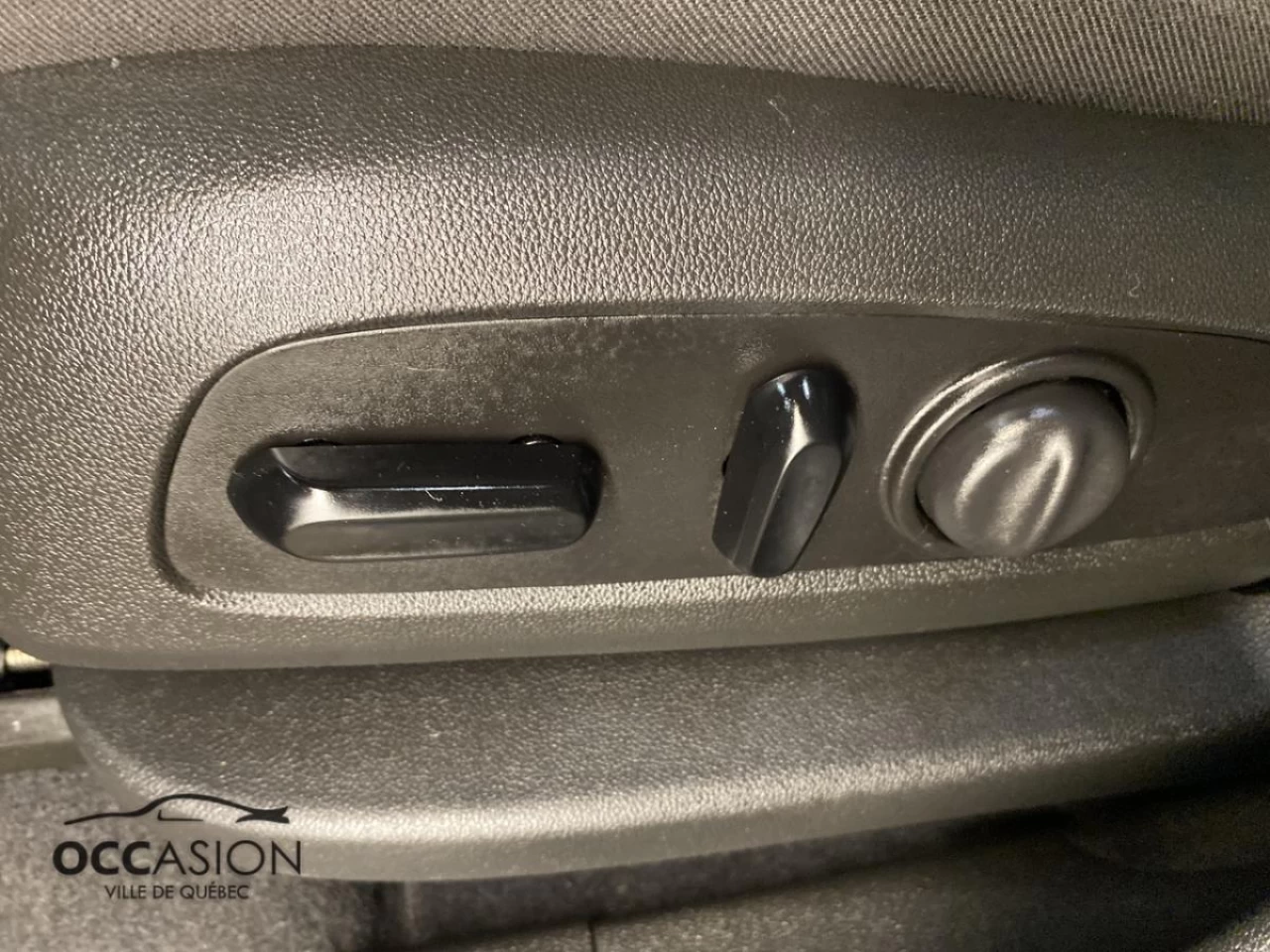 2020 Chevrolet Equinox AWD LT Main Image