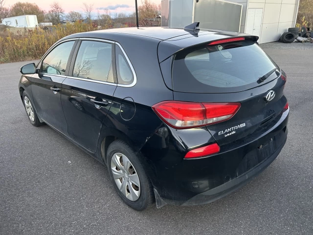 Hyundai Elantra GT GL 2018