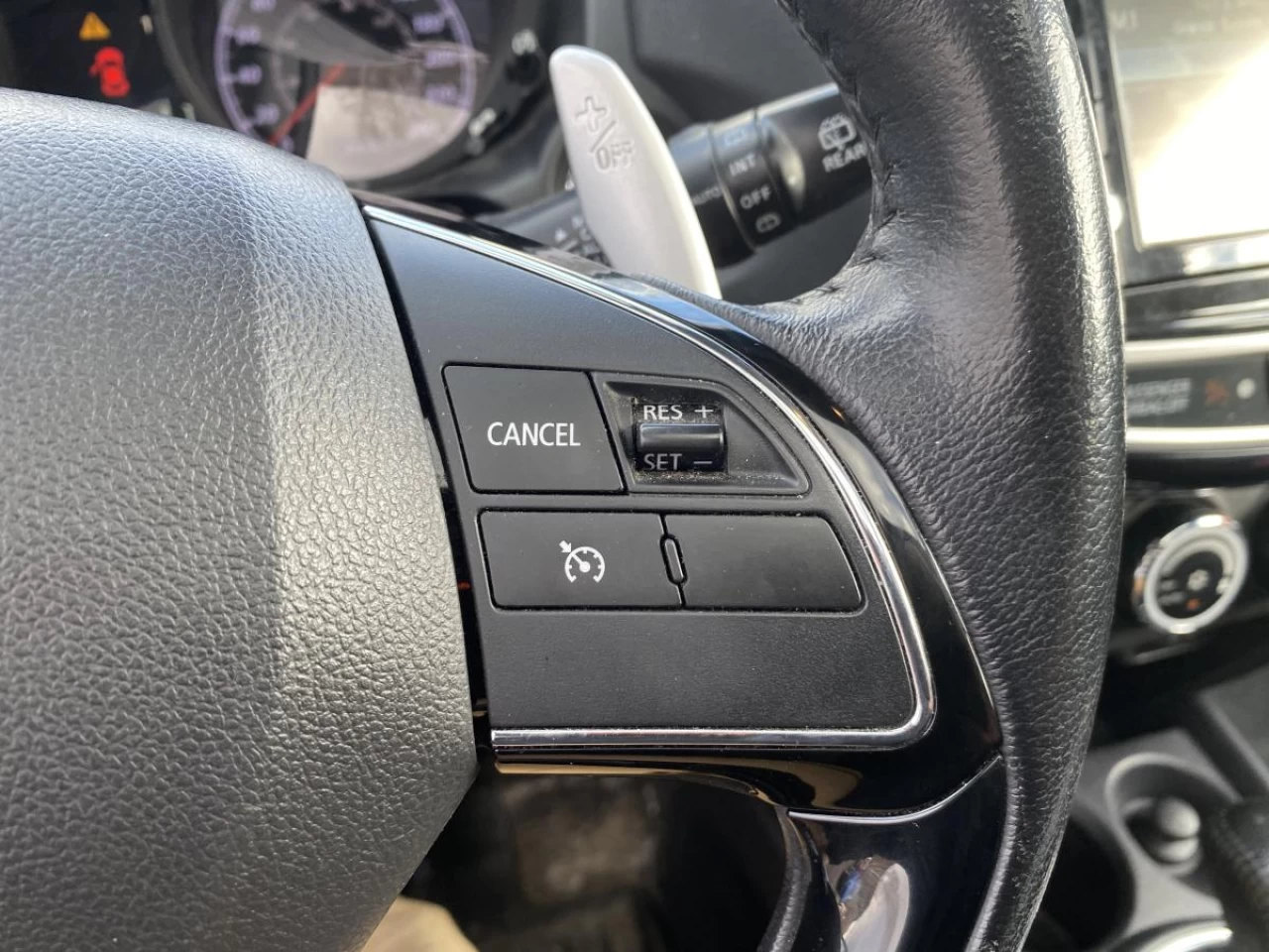 2017 Mitsubishi RVR AWD 4dr 2.4L CVT SE Limited Edition Image principale