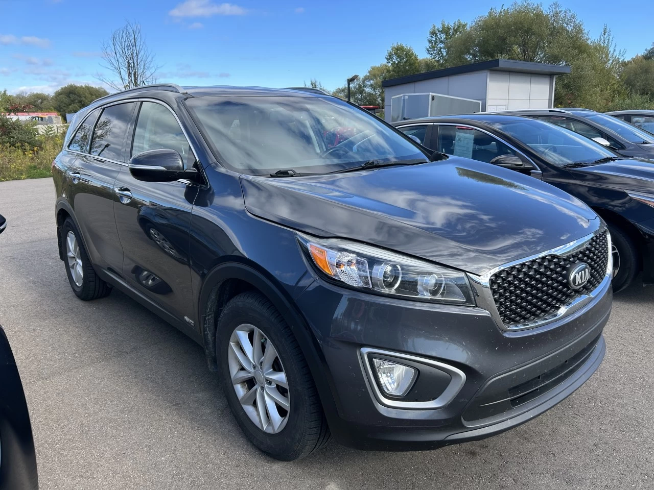 2016 Kia Sorento 3.3L LX+ Main Image