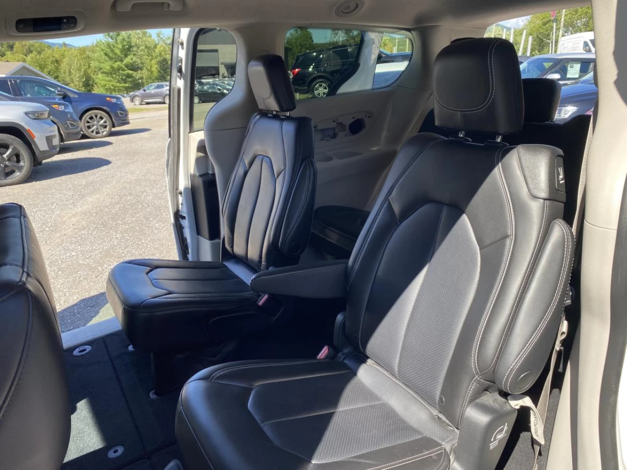 2023 Chrysler Pacifica Touring L FWD Image principale