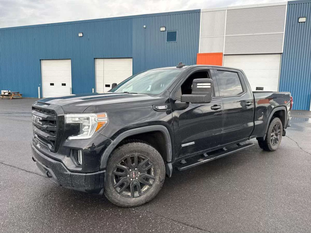 2021 GMC Sierra 1500 Crew Cab Short Box 4-Wheel Drive Elevation Main Image