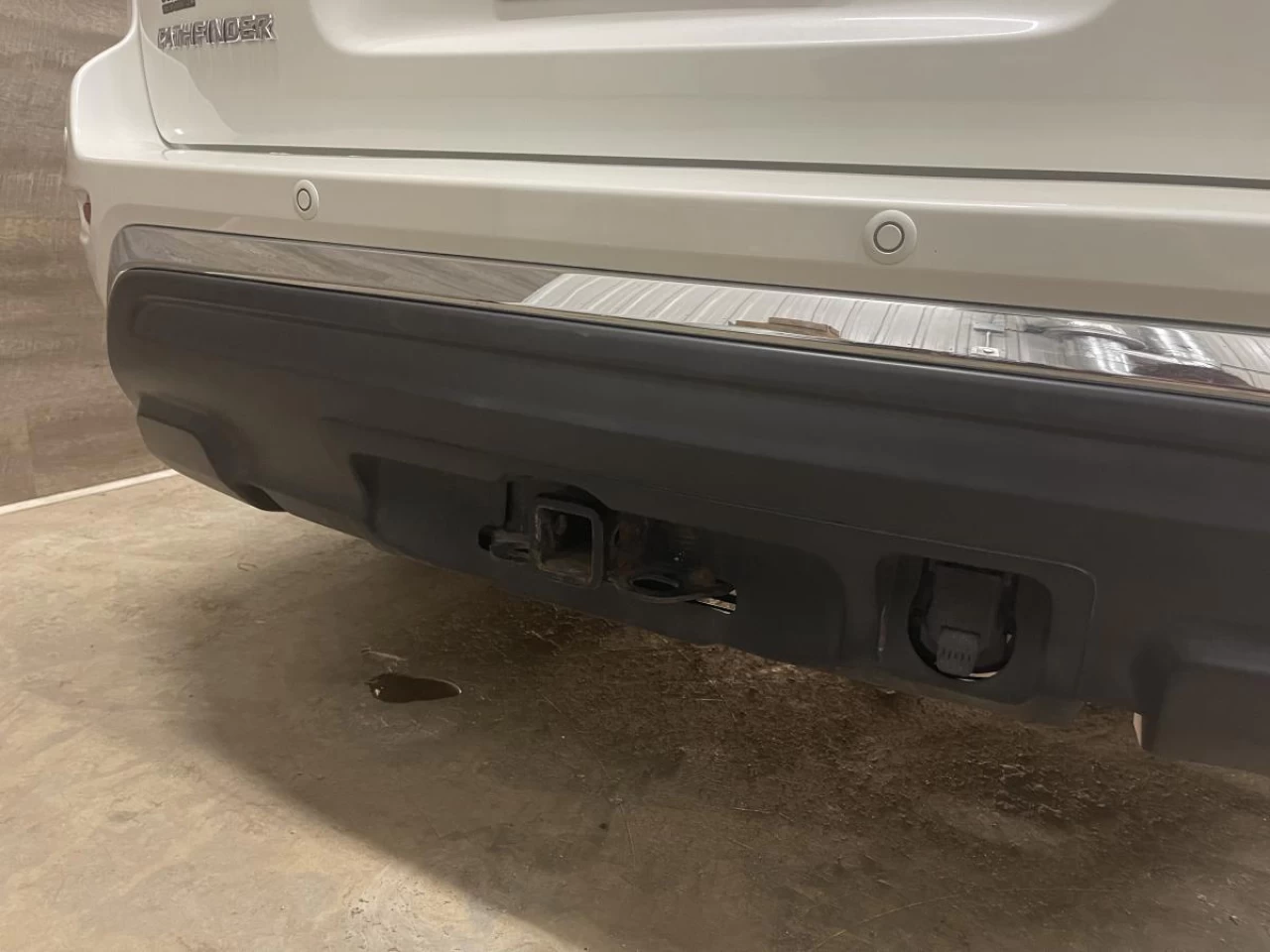 2017 Nissan Pathfinder 4WD 4dr SL Main Image